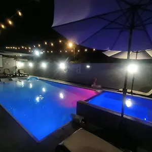 Apartment Aquaville Moderna A 7, Dorado